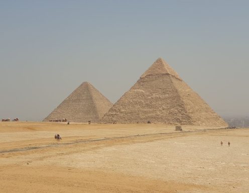 Kairo Ausflug ab Hurghada | Pyramiden, Sphinx & Ägyptisches Museum | Mit Transfer & Guide | Jetzt unvergessliche Tour buchen!